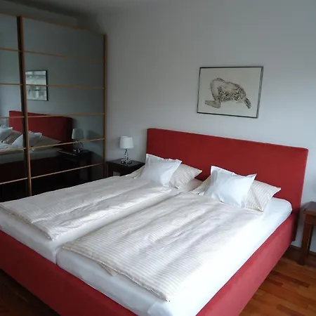 Btt Serviced Apartments Regensburg Room photo