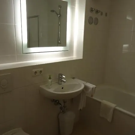 Btt Serviced Apartments Regensburg Room photo