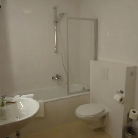 Btt Serviced Apartments Regensburg Room photo