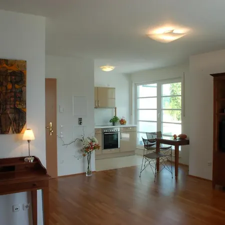 Btt Serviced Apartments Regensburg Exterior photo